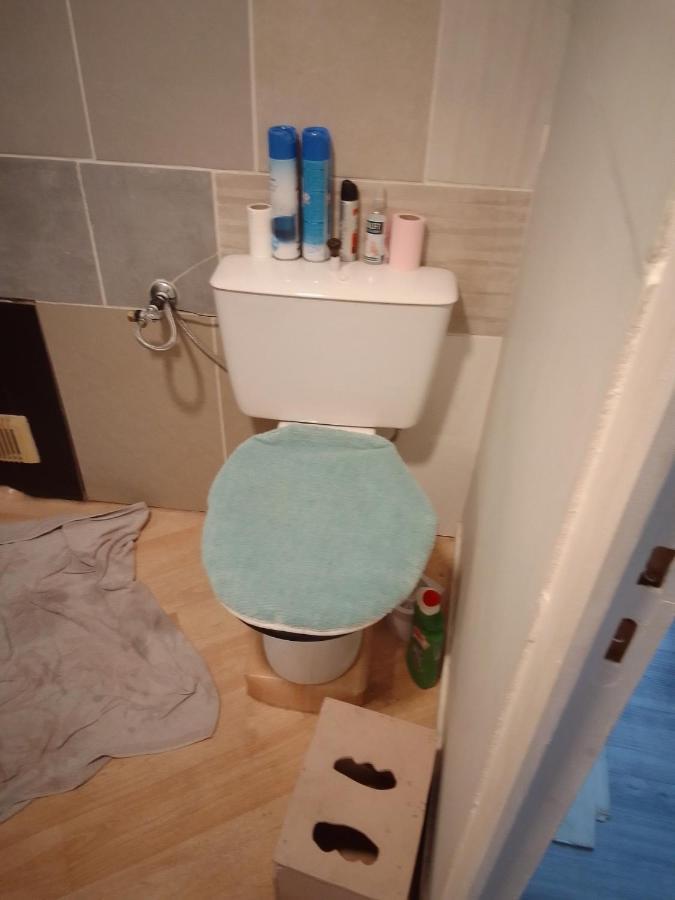 Chambre Chez L'Habitant Saint-Pierre-le-Moûtier Exteriör bild