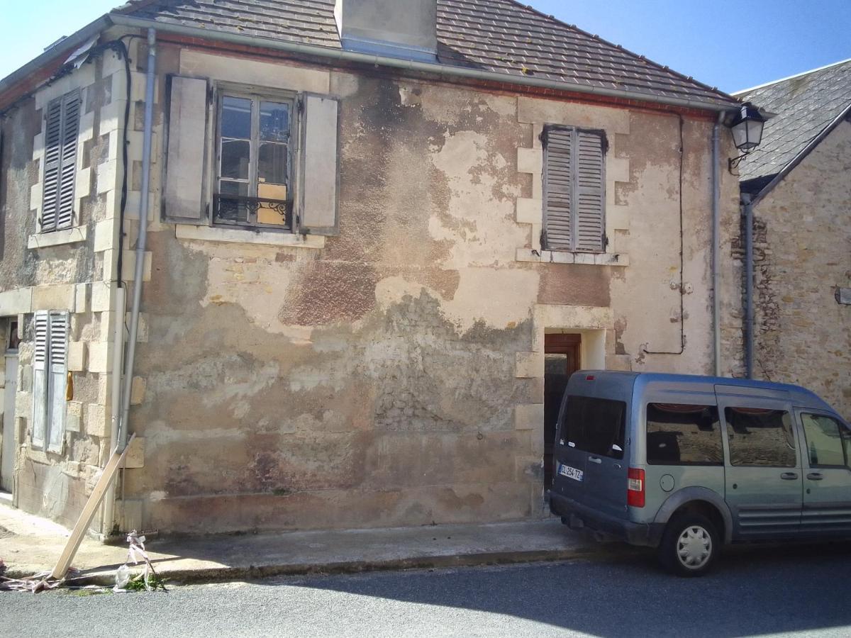 Chambre Chez L'Habitant Saint-Pierre-le-Moûtier Exteriör bild